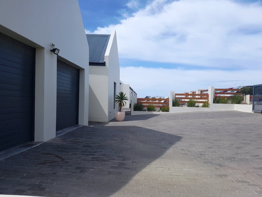 9 Bedroom Property for Sale in Olifantskop Western Cape